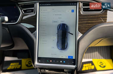 Ліфтбек Tesla Model S 2015 в 