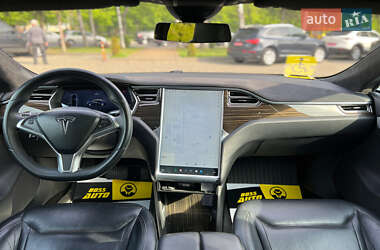 Ліфтбек Tesla Model S 2015 в 