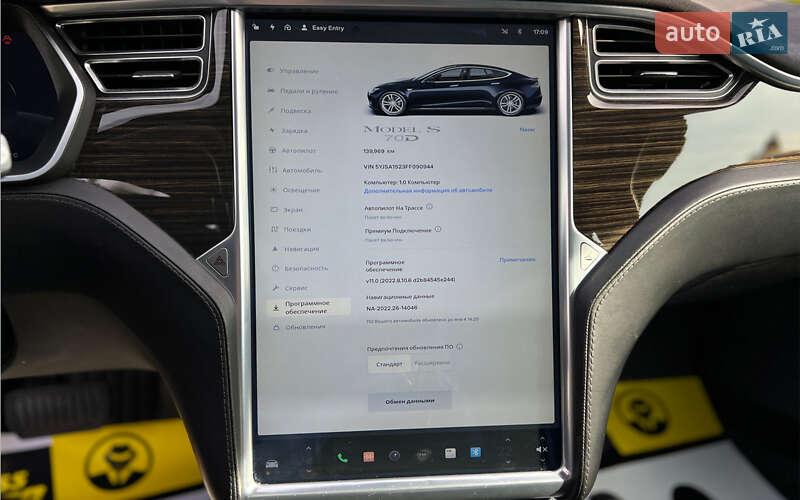 Лифтбек Tesla Model S 2015 в Львове