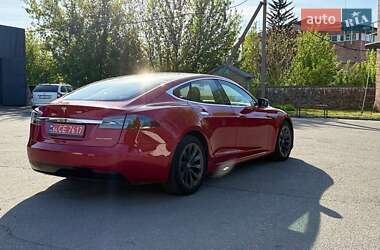 Лифтбек Tesla Model S 2020 в 