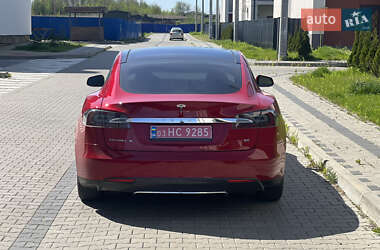Лифтбек Tesla Model S 2014 в 
