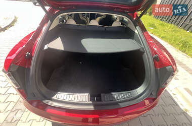 Лифтбек Tesla Model S 2014 в 