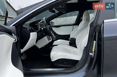 Лифтбек Tesla Model S 2017 в 