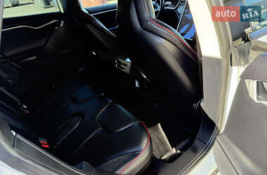 Лифтбек Tesla Model S 2013 в 