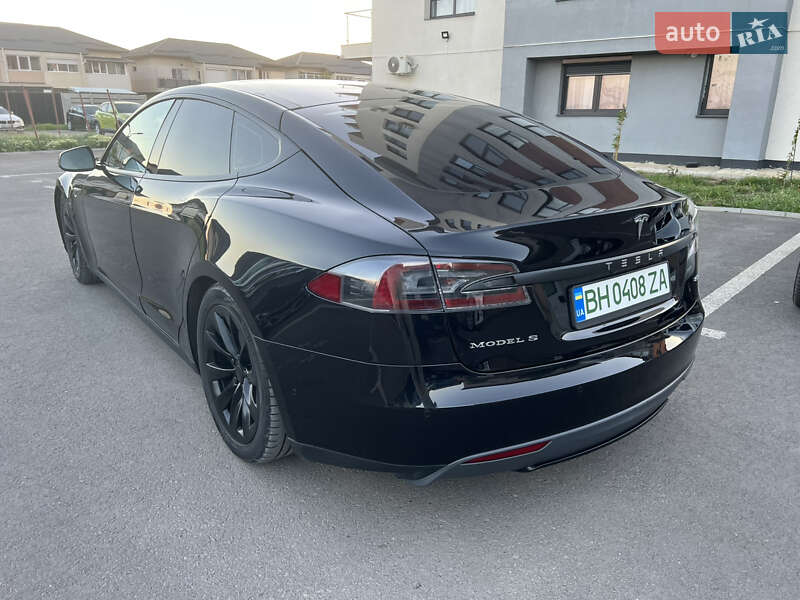 Лифтбек Tesla Model S 2015 в Одессе