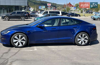 Лифтбек Tesla Model S 2022 в Киеве
