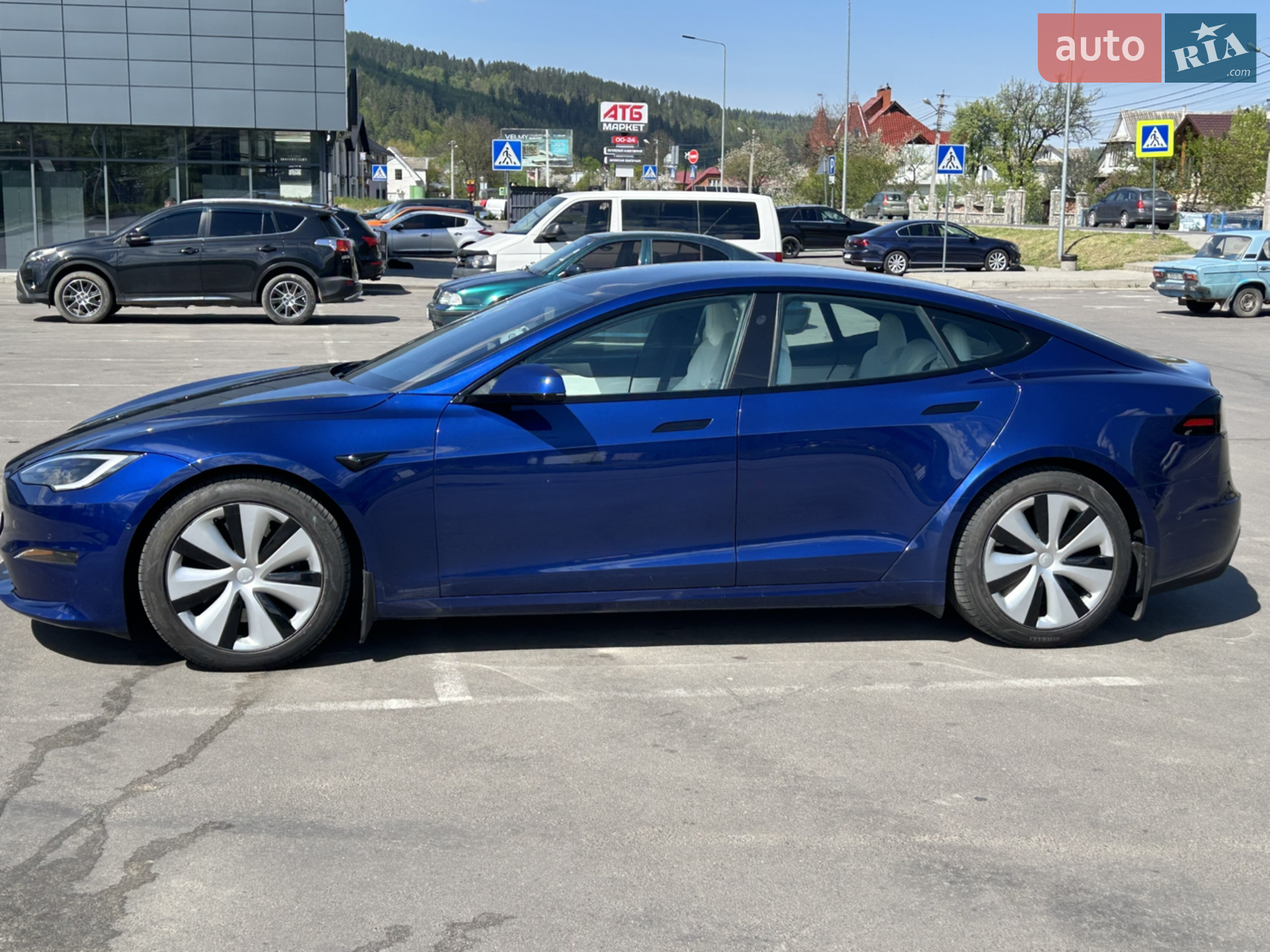 2022 Tesla Model S - мініатюра 2