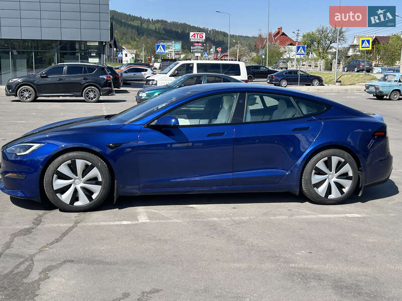 Tesla Model S 2022