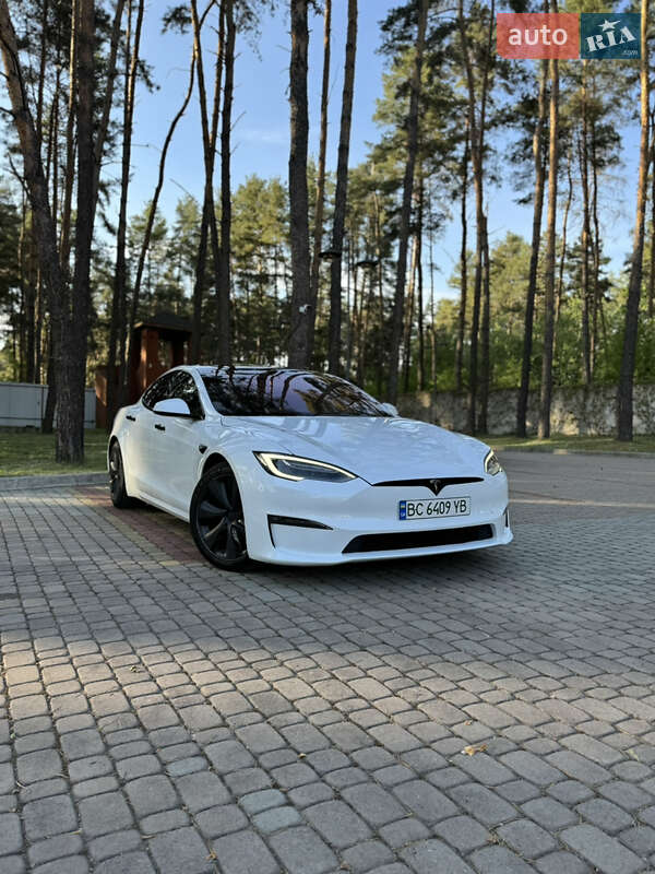 Лифтбек Tesla Model S 2021 в Львове