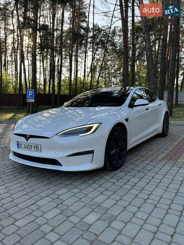 Лифтбек Tesla Model S 2021 в Львове