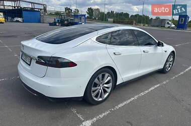 Лифтбек Tesla Model S 2016 в Харькове