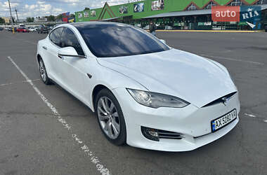Лифтбек Tesla Model S 2016 в Харькове