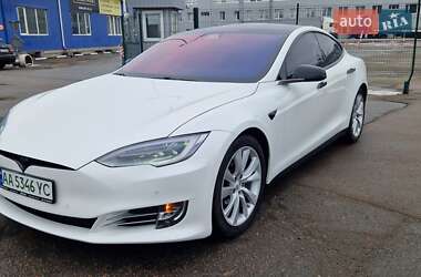 Ліфтбек Tesla Model S 2017 в 