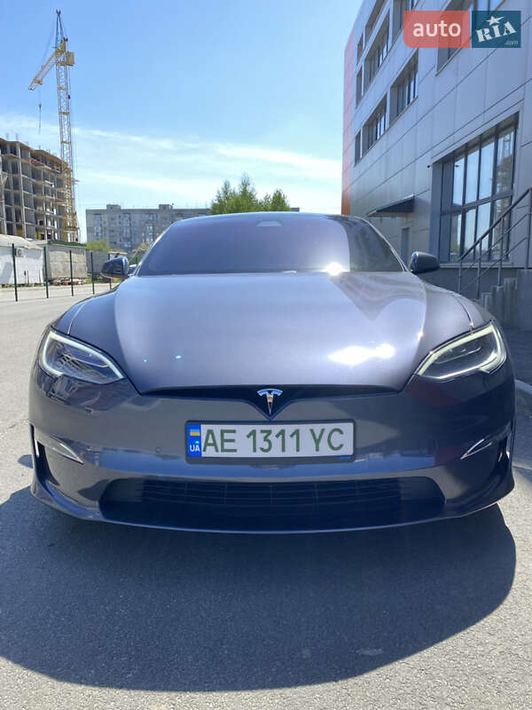 Лифтбек Tesla Model S 2022 в Днепре