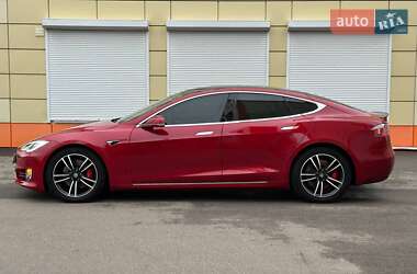 Ліфтбек Tesla Model S 2017 в 