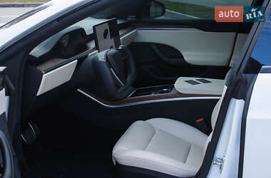 Ліфтбек Tesla Model S 2021 в 