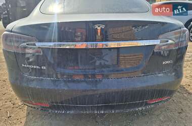 Лифтбек Tesla Model S 2018 в 