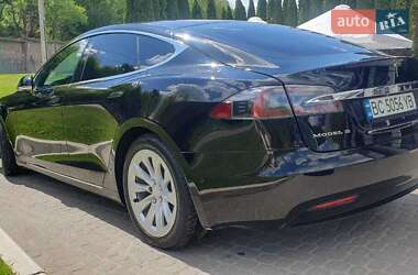 Ліфтбек Tesla Model S 2017 в 