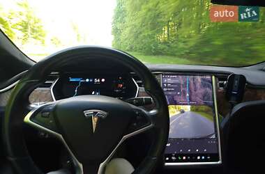 Ліфтбек Tesla Model S 2017 в 