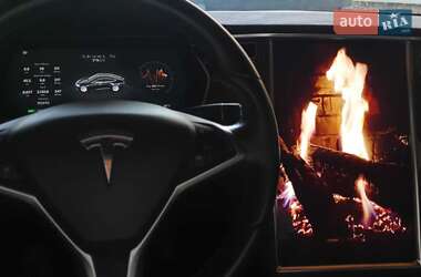 Ліфтбек Tesla Model S 2017 в 