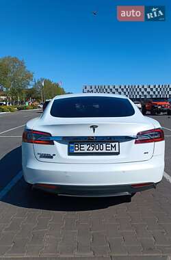 Ліфтбек Tesla Model S 2015 в 