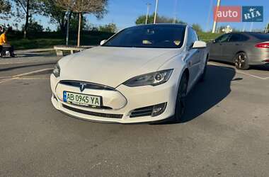 Ліфтбек Tesla Model S 2013 в Вінниці