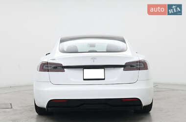 Ліфтбек Tesla Model S 2022 в 