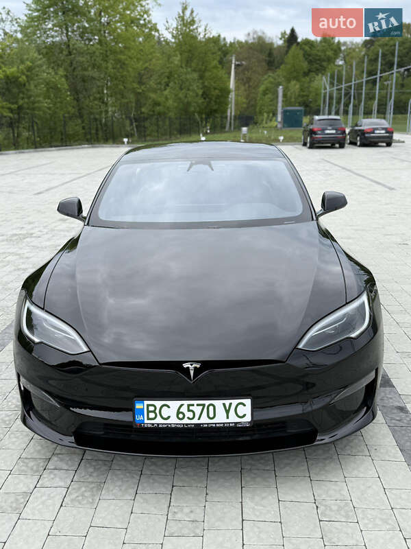Tesla Model S 2022