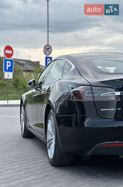Лифтбек Tesla Model S 2014 в 