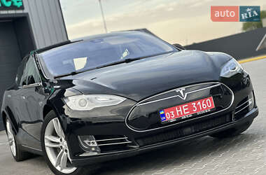 Ліфтбек Tesla Model S 2014 в Володимирі