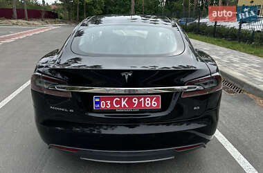 Ліфтбек Tesla Model S 2014 в 
