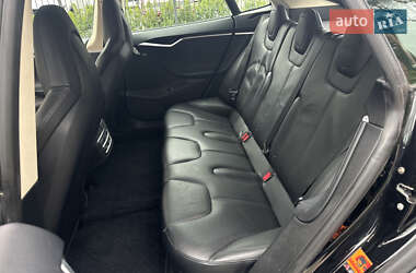 Ліфтбек Tesla Model S 2014 в 