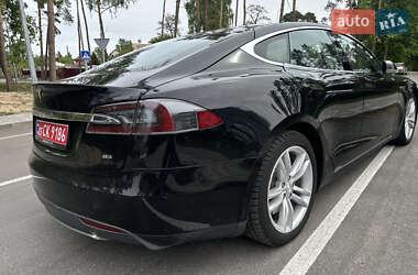 Ліфтбек Tesla Model S 2014 в 