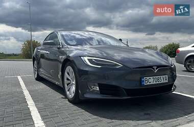 Лифтбек Tesla Model S 2016 в 