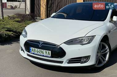 Ліфтбек Tesla Model S 2014 в Вінниці