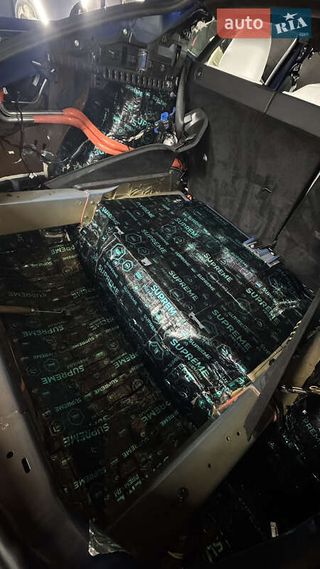 Ліфтбек Tesla Model S 2022 в Києві