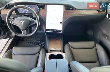 Лифтбек Tesla Model S 2020 в 