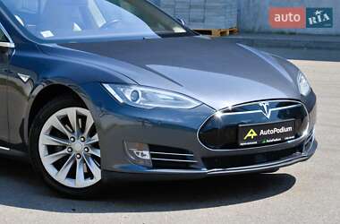Лифтбек Tesla Model S 2016 в 