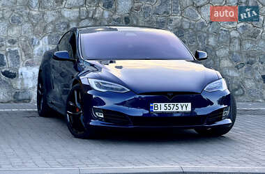 Ліфтбек Tesla Model S 2018 в Полтаві