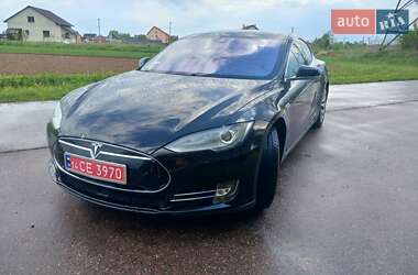Ліфтбек Tesla Model S 2016 в 