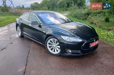 Ліфтбек Tesla Model S 2016 в Львові