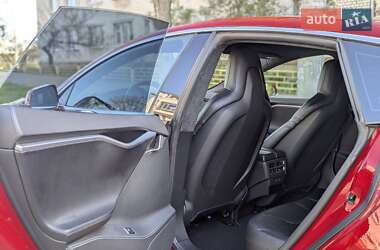 Ліфтбек Tesla Model S 2015 в 