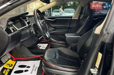 Лифтбек Tesla Model S 2013 в 