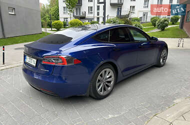 Лифтбек Tesla Model S 2020 в 