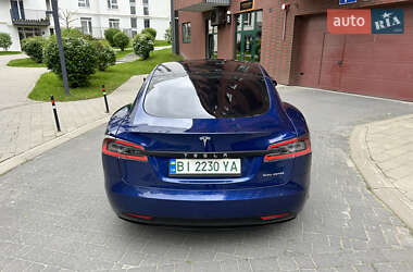 Лифтбек Tesla Model S 2020 в 