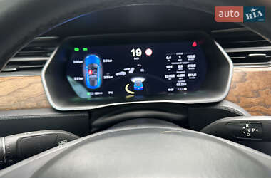 Лифтбек Tesla Model S 2020 в 