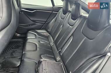 Ліфтбек Tesla Model S 2015 в 