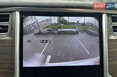 Лифтбек Tesla Model S 2016 в 