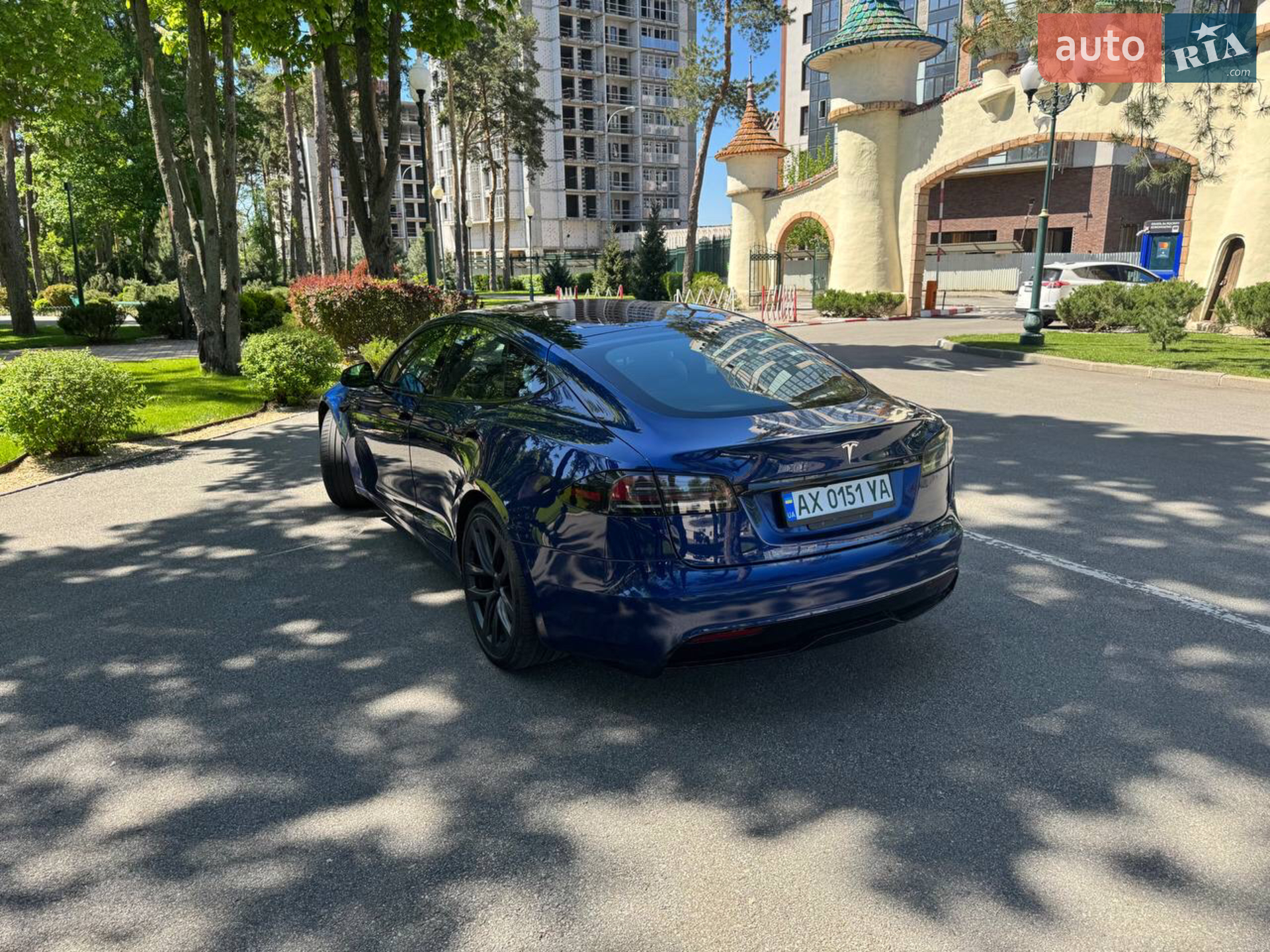 2022 Tesla Model S - мініатюра 8