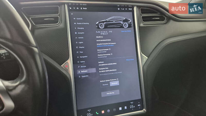 Лифтбек Tesla Model S 2017 в Львове